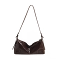 Sac sous le bras vintage marron foncé brillant avec bandoulière réglable et rivets - Marron