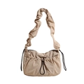 Sac bandoulière minimaliste en nylon beige avec bandoulière à volants et cordon - Beige