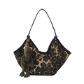 Borsa a tracolla trendy con stampa leopardata, design a U e ciondolo in peluche verde - Nero
