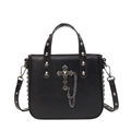 Bolso bandolera chic de cuero PU negro con cruz plateada, cadenas y remaches - Negro