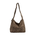 Elegante borsa hobo in tela leopardata di grande capacità con ampia tracolla da donna - Cachi