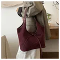 Sac fourre-tout chic en daim bordeaux avec nœud décoratif et large bandoulière - Bordeaux