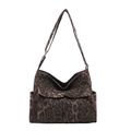 Trendy dames schoudertas van canvas met luipaardprint en diverse handige opbergzakken - Bruin