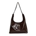 Borsa hobo in PU marrone scuro lucido con borchie a cuore e tracolla a catena - Marrone