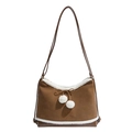 Bruine PU-lederen crossbodytas met witte bontrand en schattige pompon-strikdetails - Bruin