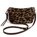 Leoparden-Schultertasche aus Kunstpelz mit braunem Gurt und Goldbeschlägen - Grau