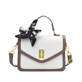 Chique wit en bruin contrast PU-lederen crossbodytas met decoratieve zijden sjaal - Khaki en Wit