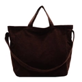 Bolso tote grande de pana café oscuro con asas dobles y correa para el hombro - café