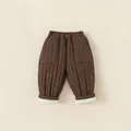Pantalón de invierno acolchado para niños en marrón oscuro con forro de felpa - Marrón / 120