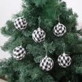 Set di 6 palline di Natale a quadretti bianchi e neri appese a un albero di Natale - Quadri Bianco Nero (6 Pezzi/Sacchetto)