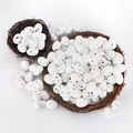Huevos de Pascua blancos moteados y nidos de pájaros tejidos para decoración de casa - Blanco / 2.5cm