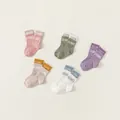 Set van vijf paar katoenen kindersokken in zachte Morandi-kleuren en Cute Doing - L (Aanbevolen 6-8 Jaar) / Letteropdruk (Set van 5 Paar)