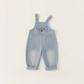 Salopette di jeans azzurra per bambina con ricamo ciliegia e risvolto alla moda - 110 / Blu