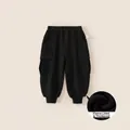 Boy's black fleece lined cargo pants with elastic waist and ribbed cuffs for winter - 120 / Black