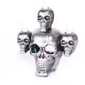Candelabro a teschio d'argento con tre piccoli scheletri e lampadine a LED - Argento