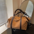 Bolso de viaje grande en cuero marrón camello con asas color café oscuro y bandolera - Marrón
