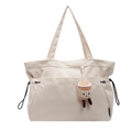 Cremeweiße Cord-Einkaufstasche mit Plüsch-Kaffeebecher-Anhänger und Schultergurt - Tasche mit Anhänger / Gebrochenes Weiß
