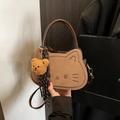 Borsa a mano marrone a forma di gatto in ecopelle con ciondolo a orso e sciarpa - Con Ciondolo / Marrone