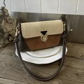 Sac à bandoulière rétro bicolore en daim beige et cuir avec fermoir métal - Marron
