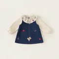 Girls' denim pinafore dress set with cartoon bear embroidery and white ruffled collar - Denim Blue / 80