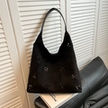 Vintage zwarte suède-look tote tas met lasergesneden bloemmotieven en veel ruimte - Zwart