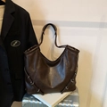 Vintage-Groß-Shopper in Dunkelbraun aus mattem PU-Leder mit verstellbaren Schnallen - Kaffeebraun