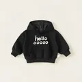 Felpa con cappuccio nera classica per bambine con stampa bianca e pratica tasca a marsupio - Nero / 80