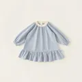 Klassisches blau-weißes Gingham-Langarmkleid für Mädchen mit Rüschensaum und weißem Kragen - 80 / Blau Kariert