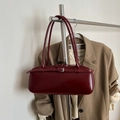 Bolso baguette minimalista burdeos con hebilla plateada y acabado de piel sintética lisa - Sin colgante / Rojo