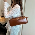 Elegante bolso de hombro vintage marrón caramelo en cuero brillante con hebillas metálicas - Sin colgante / Marrón