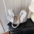 Borsa a tracolla da donna a quadretti bianchi e neri con tracolla regolabile - Bianco