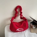 Sac nuage en toile rouge avec grandes anses plissées et logo blanc en décor urbain - Rouge Vin Sans Pendentif