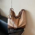Brown vintage large capacity tote bag with suede texture and shoulder strap - Khaki (With Charm)