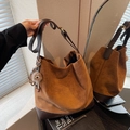 Brown suede tote bag with leather trim and decorative charm, retro commuter shoulder bag - Brown (With Charm)