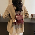 Chic burgundy backpack in PU leather patchwork with baseball keychain for women - Wine Red With Pendant