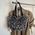 Fashionable leopard print faux fur tote bag in black and grey for autumn and winter - 25*24*10 / Black Without Pendant