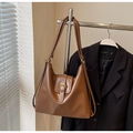 Vintage brown large capacity tote bag with gold buckle detail and long shoulder straps - Brown No Pendant
