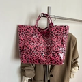 Stylish large capacity pink leopard print tote bag with white lettering for women - Pink
