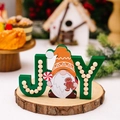 Décoration de Noël JOY en bois avec un gnome festif et des détails de perles - Style Nain JOY Noël en Bois
