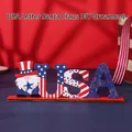 Insegna decorativa USA in legno con gnomo patriottico per il Giorno dell'Indipendenza - USA Gnomo (USA字母地精DIY摆件)