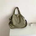 Grand sac cabas en nylon vert olive avec design souple et bandoulière amovible - Vert