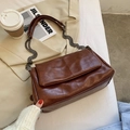 Minimalist brown shiny leather shoulder bag with dark metal chain strap for women - Coffee
