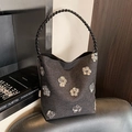 Schicke schwarze Handtasche mit Pailletten-Blumen und gewebten Griffen für Damen - Leinwand Schwarz