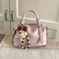 Borsa Boston vintage rosa chiaro con ciondolo a cucciolo e cinturino di perline - Rosa con ciondolo