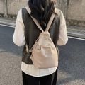 Zaino in tessuto Oxford beige con tasche multistrato e logo in metallo casual - Cachi