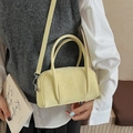 Bolso tipo Boston vintage amarillo pálido con asas de cuero y correa desmontable - Amarillo