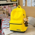 Détail du sac à dos en nylon jaune avec base noire et pendentif chat en peluche doux - Jaune avec Pendentif