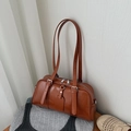 Borsa sottobraccio in pelle marrone retrò con doppi spallacci e fibbie vintage - Marrone