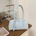 Minimalist light blue baguette shoulder bag with star charm and double zipper design - Blue