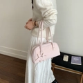 Minimalist light pink rectangular shoulder bag with star charms and long straps - Pink